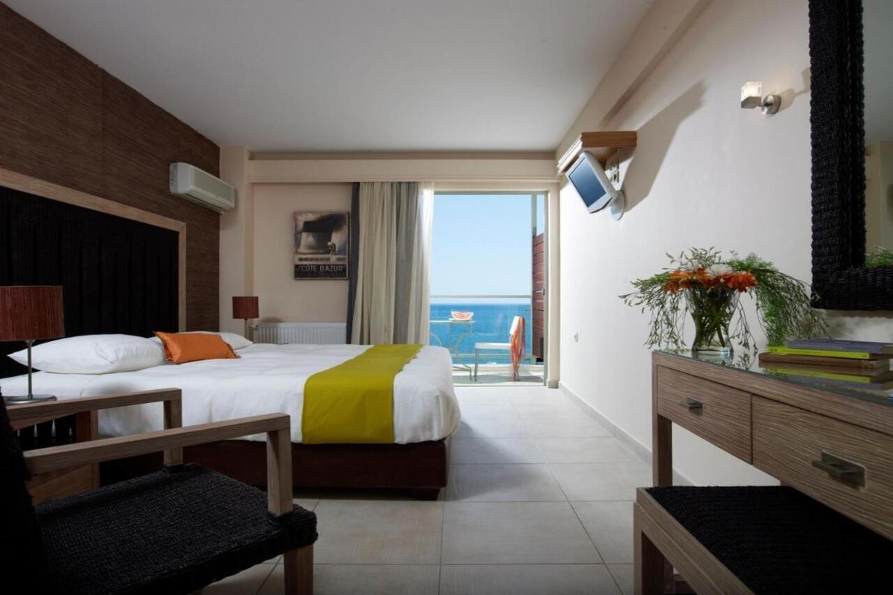 Belle Helene Hotel Vathí Habitación foto